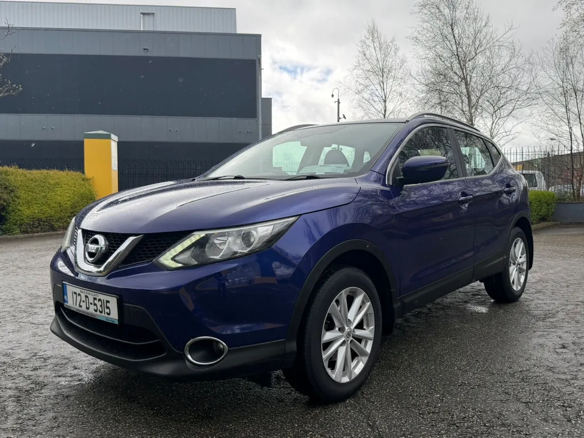 Nissan Qashqai 1.2 Petrol Pan Roof - Image 3