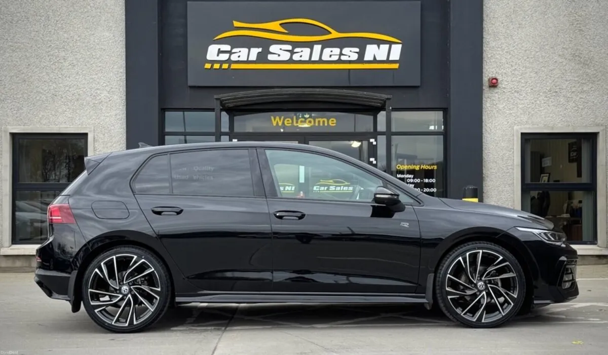 2.0 TDI R-Line Hatchback 5dr Diesel DSG Euro 6 (s/ - Image 3