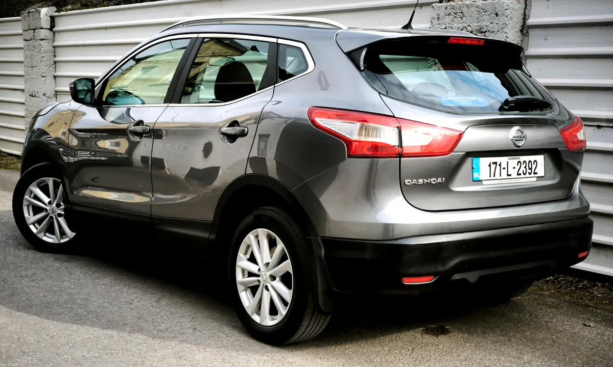 Nissan Qashqai 2017 REVERSE CAMERA - Image 3