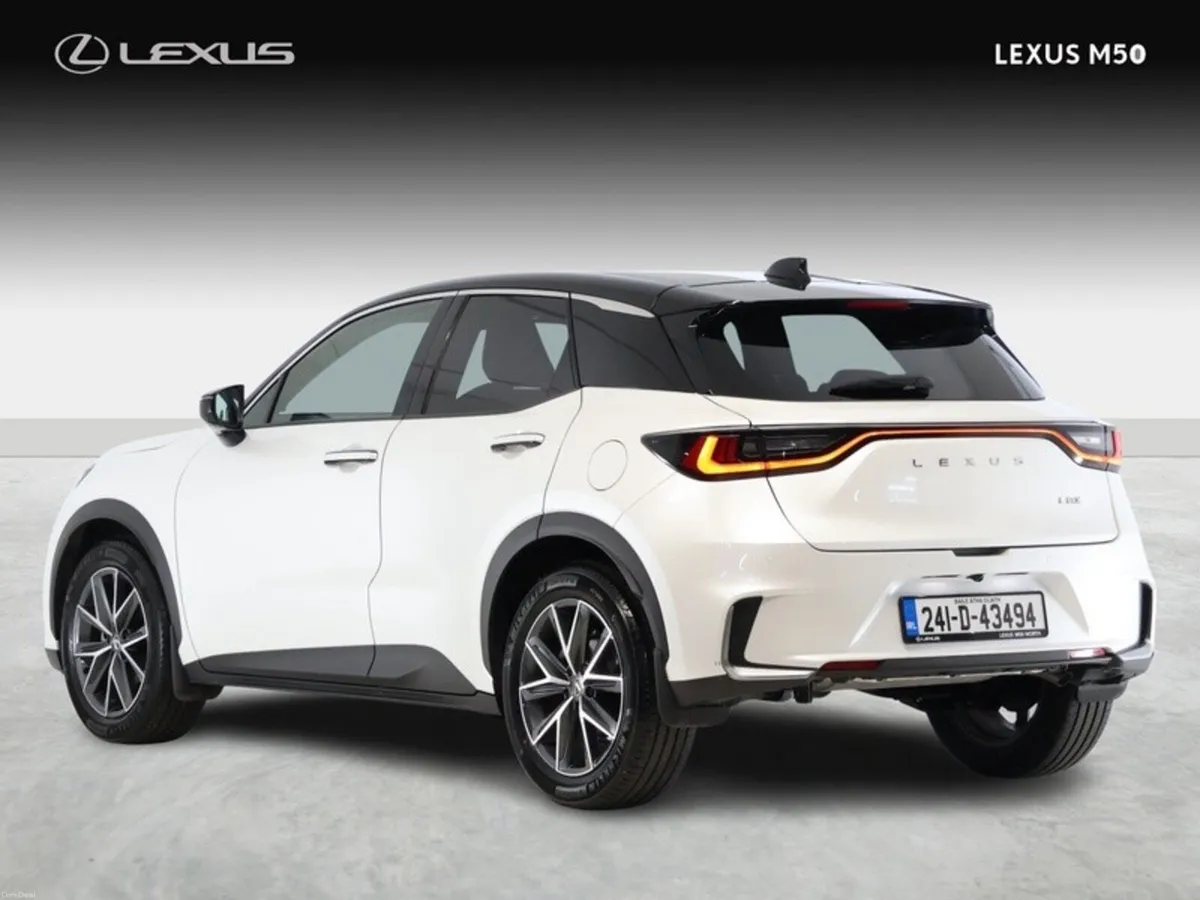 Lexus LBX Emotion - Image 2