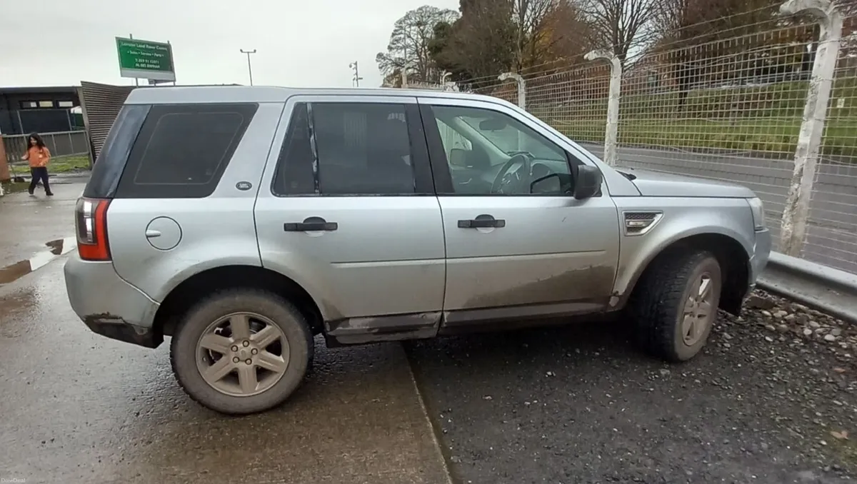 Land Rover Freelander 2011 - Image 4