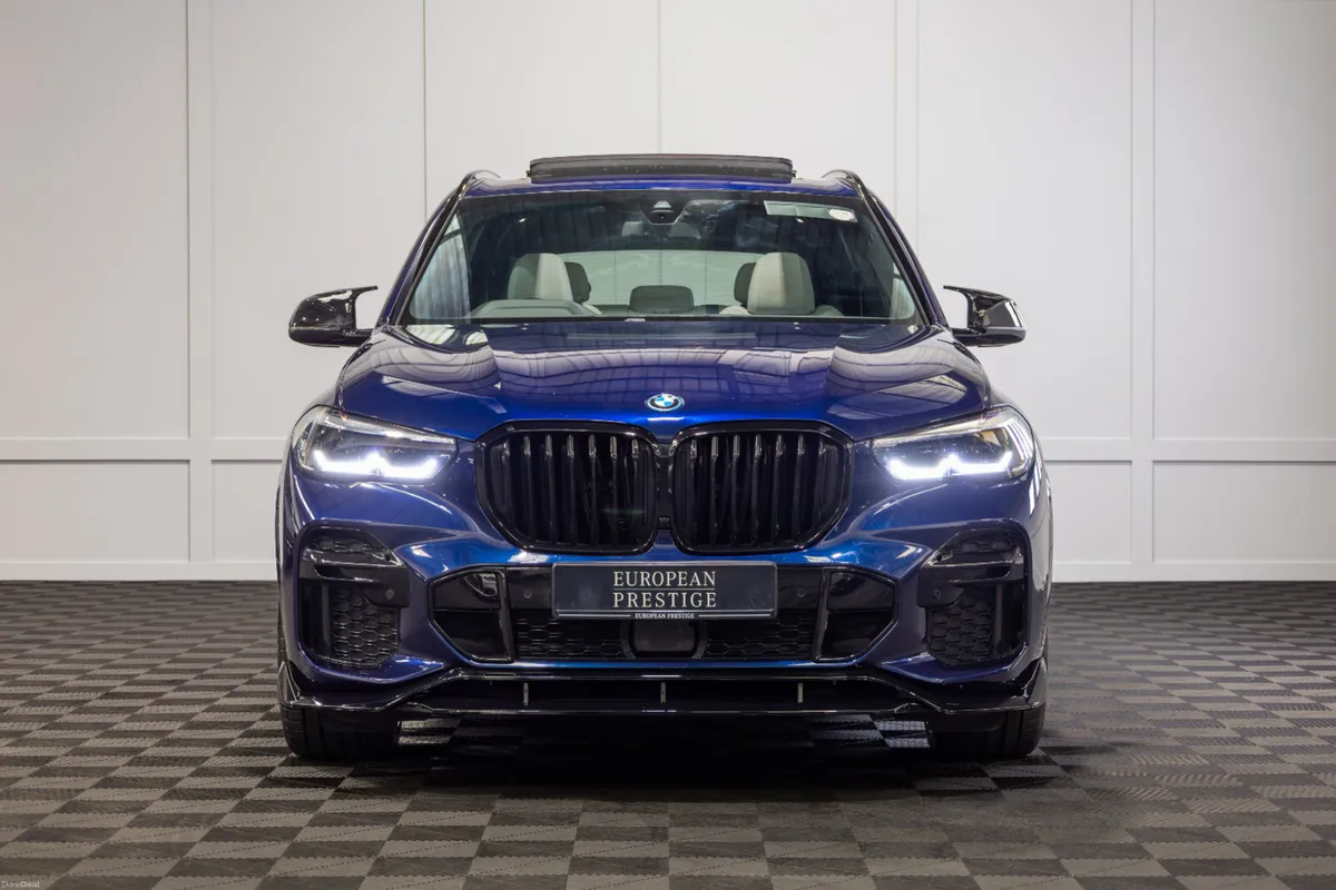 2023 BMW X5 X-Drive 45e M-Sport - Image 2