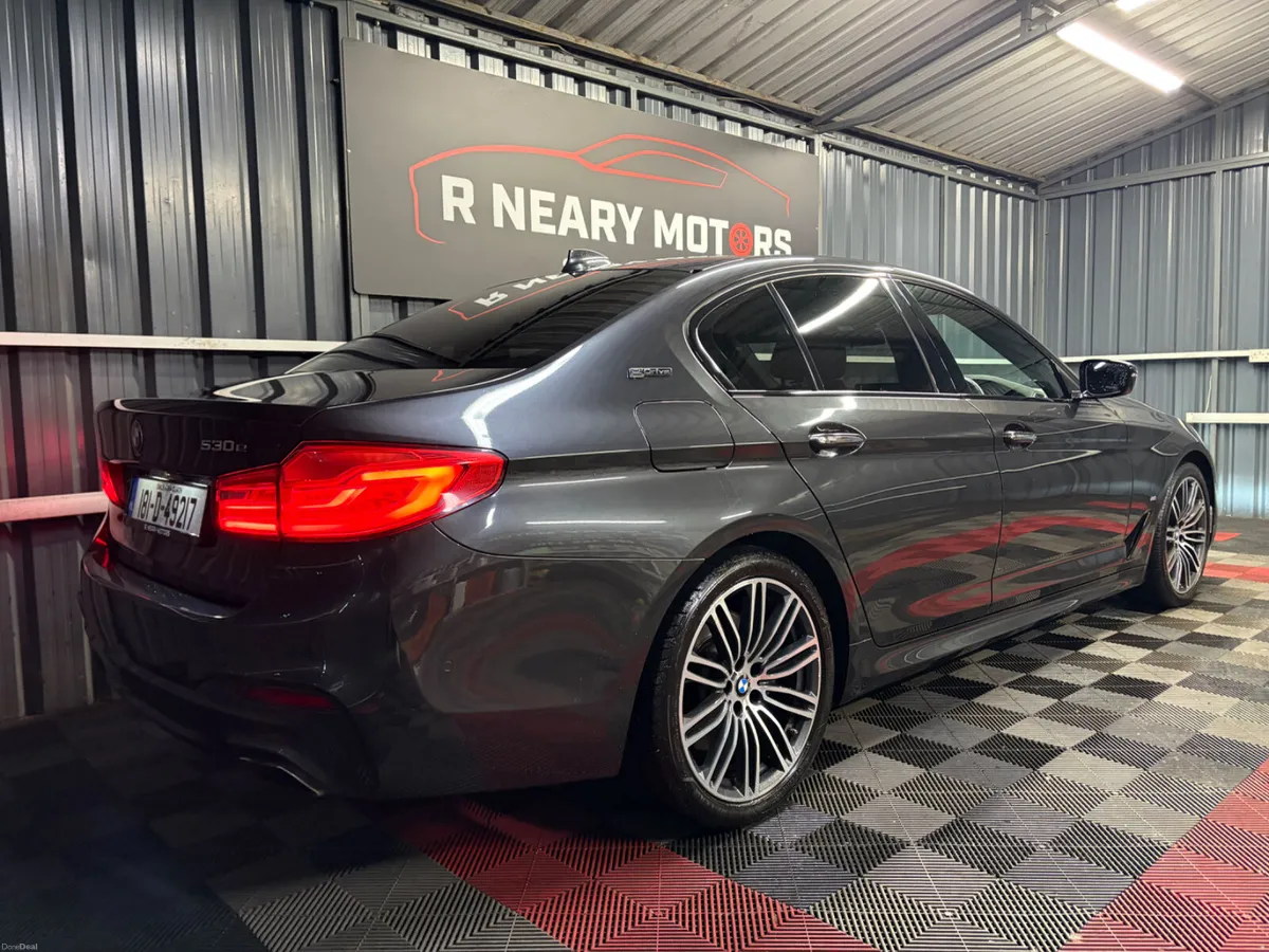 2018 BMW 7-Series 740e M-Sport Automatic - Image 2