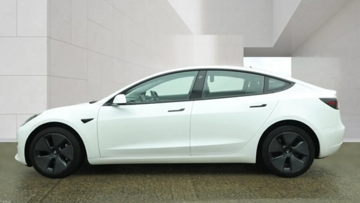 Tesla Model 3 Long Range AWD 2022 - Image 4