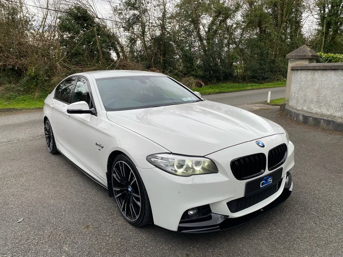 BMW 5 SERIES 520D AUTO M SPORT - Image 2