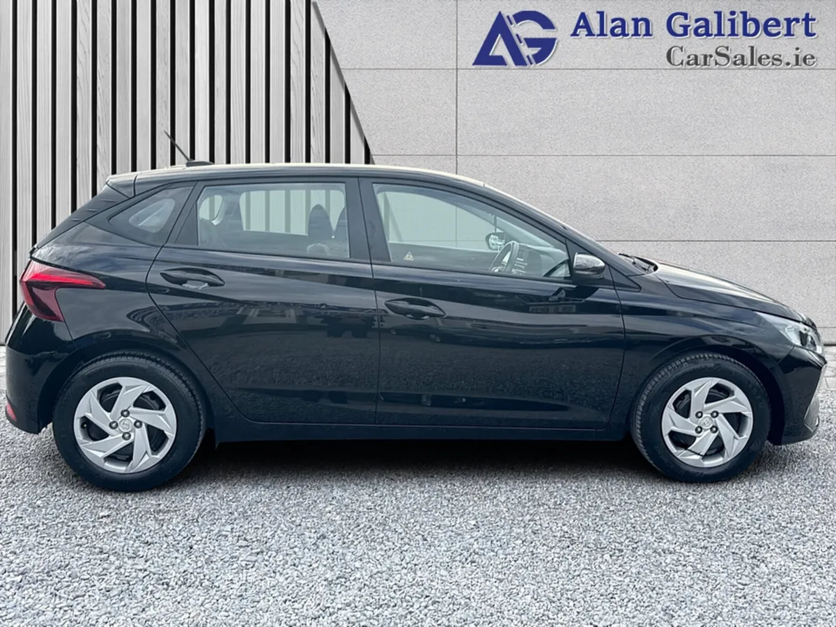 Hyundai i20 1.2 Petrol CLASSIC New Model - Image 3