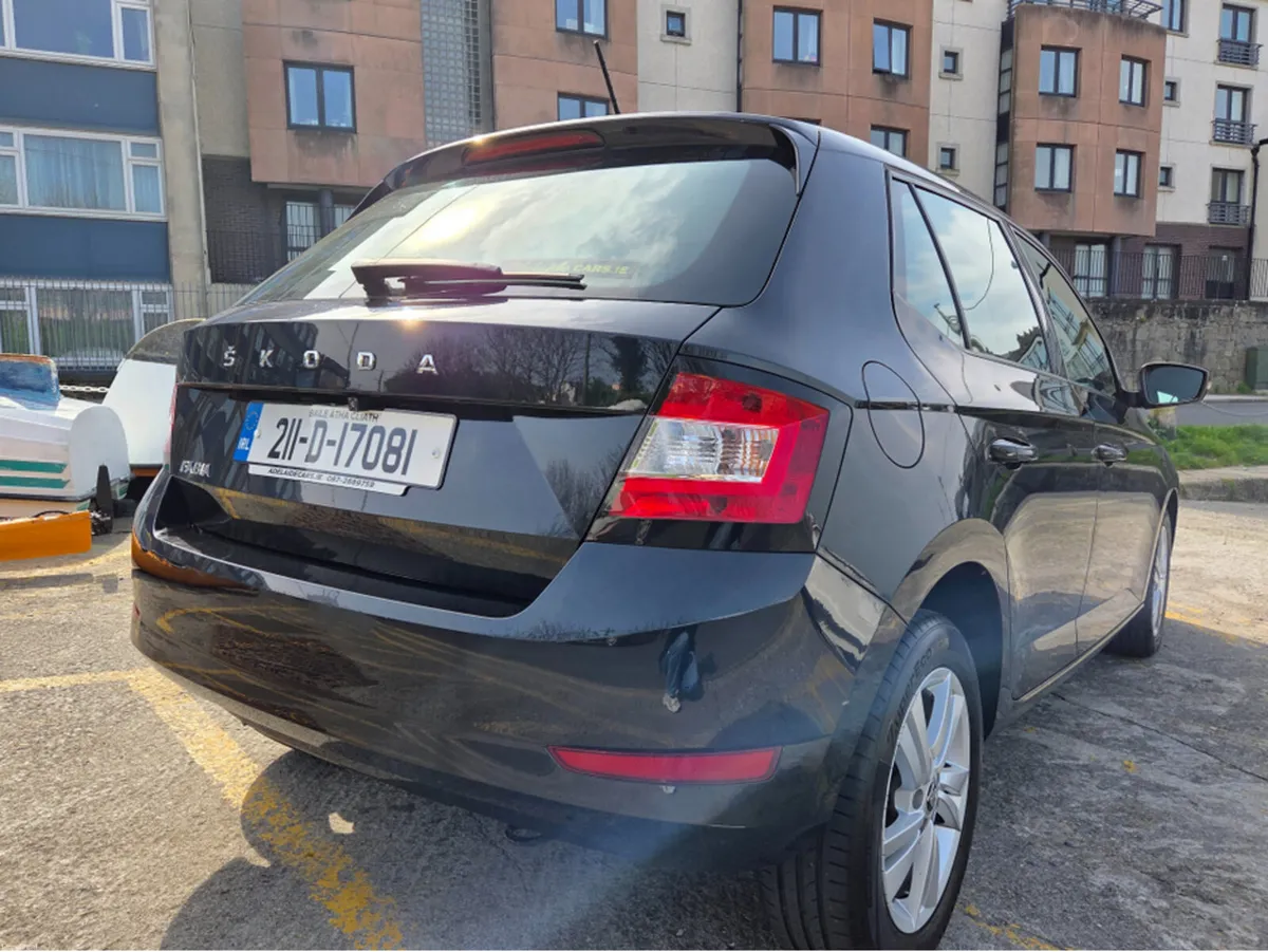 Skoda Fabia AMBITION 1.0 MPI 60HP 4DR - Image 4