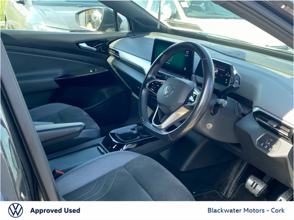 Volkswagen ID.4 PRO 150 KW LIFE 77KWH 204BHP PROPE - Image 4