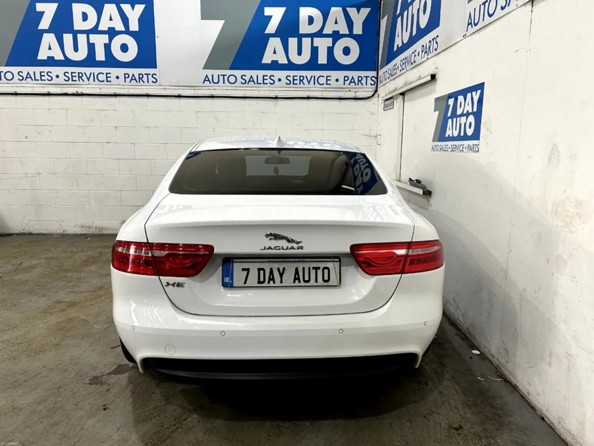 Jaguar XE 2.0 D SE 163PS 4DR AUTO - Image 6