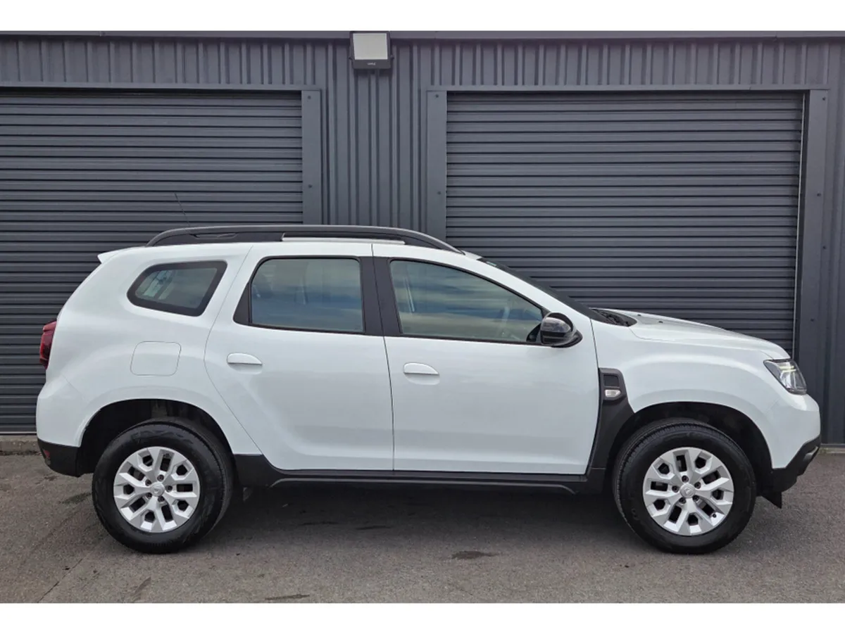 Dacia Duster COMFORT BLUE DCI 115 4X 4X2 5DR 5 - Image 4