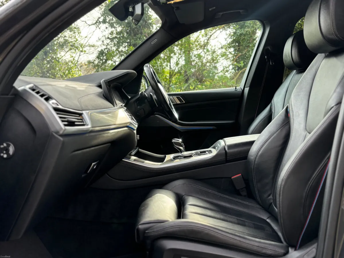 2021 BMW X5 M-Sport xDrive45e xLine - Image 6