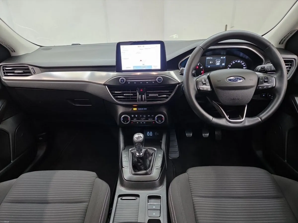 Ford Focus 1.0T EcoBoost 125PS Titanium Mhev - Image 4