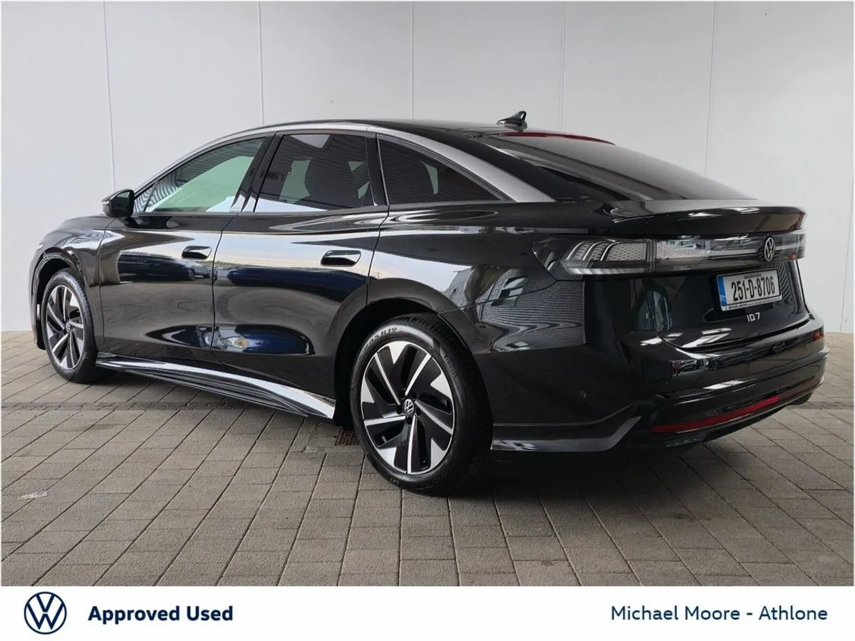 Volkswagen ID.7 PRO PLUS 77kWh 286BHP - Image 3