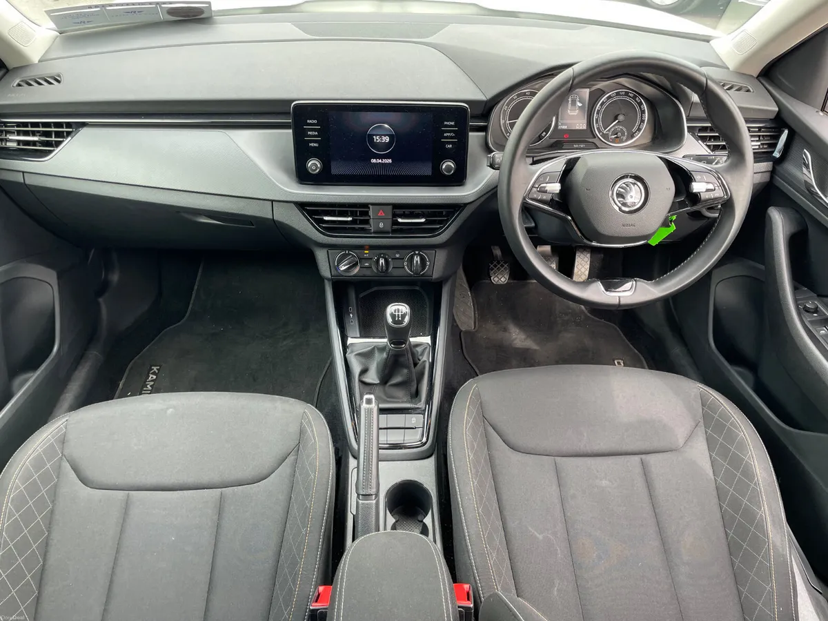 AMBITION-APPLE PLAY-SKODA HISTORY-APPLE PLAY - Image 3