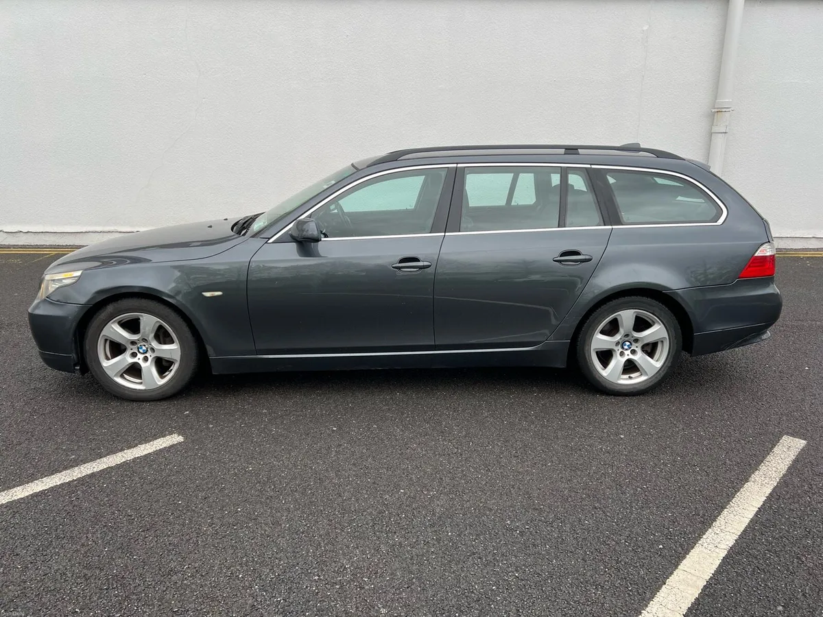 BMW 520d TOURING AUTOMATIC DIESEL - Image 2