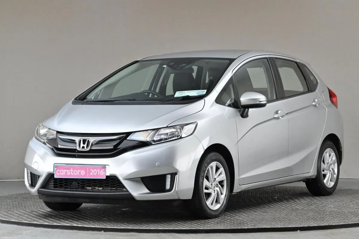 Honda Jazz 1.3 i-VTEC ES 6SPD **PARK SENSORS** - Image 4