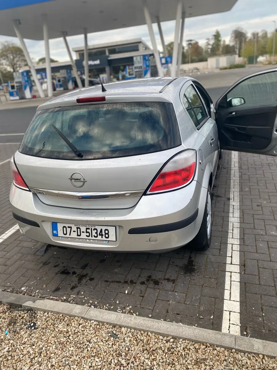 Opel Astra 2007 1.4L - Image 2