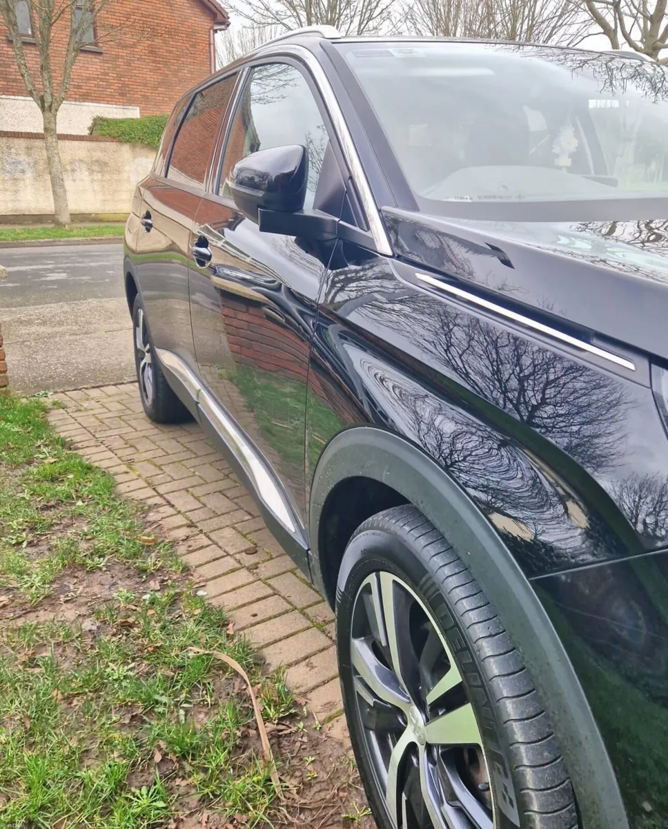 Peugeot 5008 2020 - Image 3