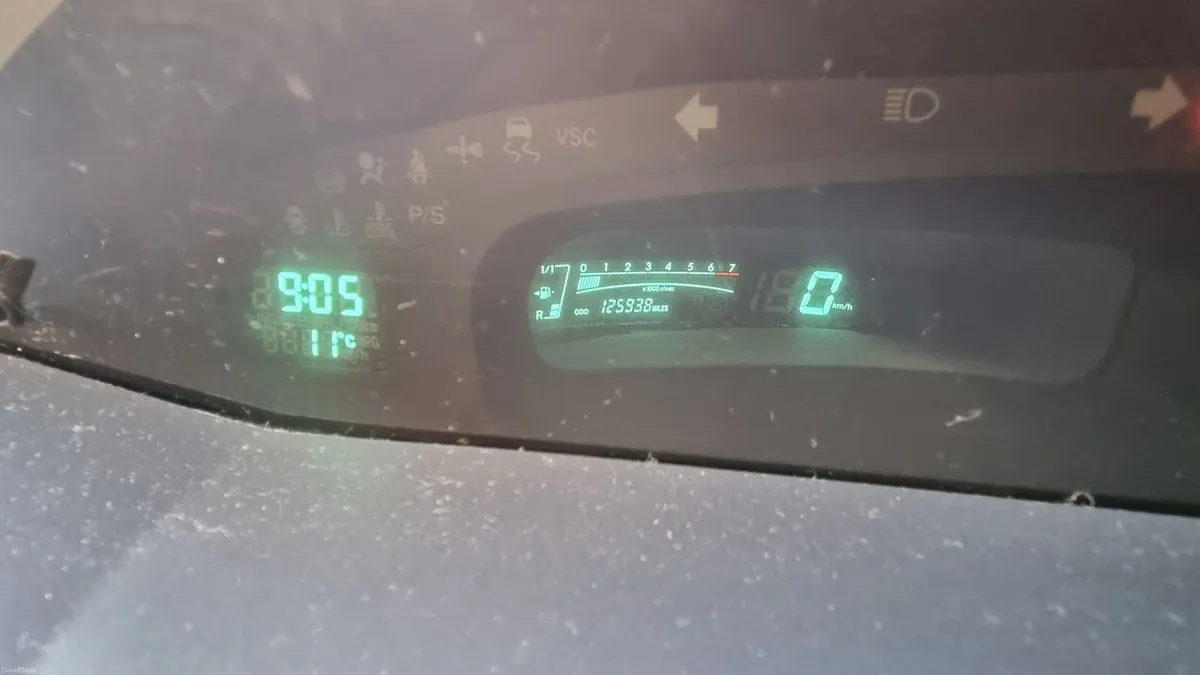 Toyota Yaris 2007 - Image 3