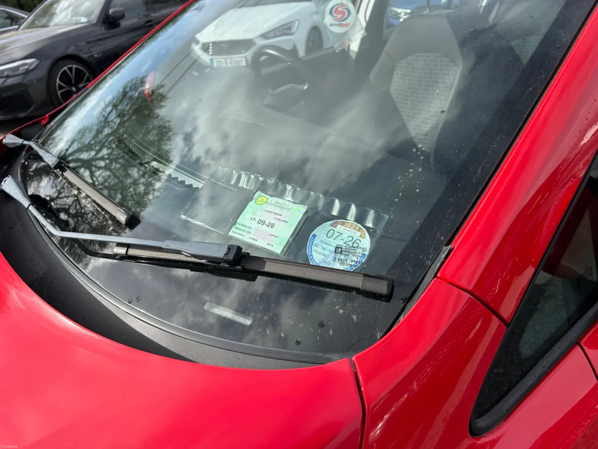 2015 Vauxhall Corsa 1.4 LOW KMS - Image 4