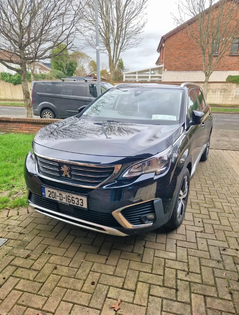 Peugeot 5008 2020 - Image 1