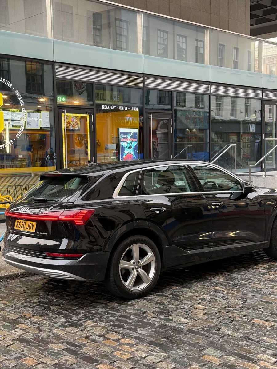 AUDI ETRON SUV - 2020 - Image 1