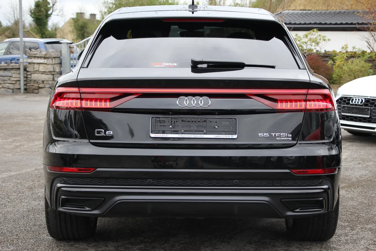 Q8 Black Edition E * Huge spec with lots of Extras - Image 4
