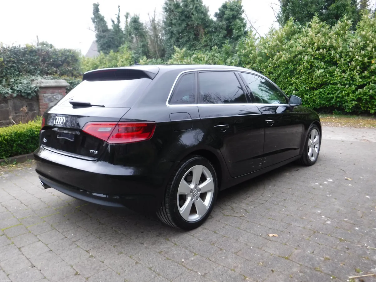 AUDI A3 1.4 AUTO 150BHP LEATHER HEATED SEATS - Image 3