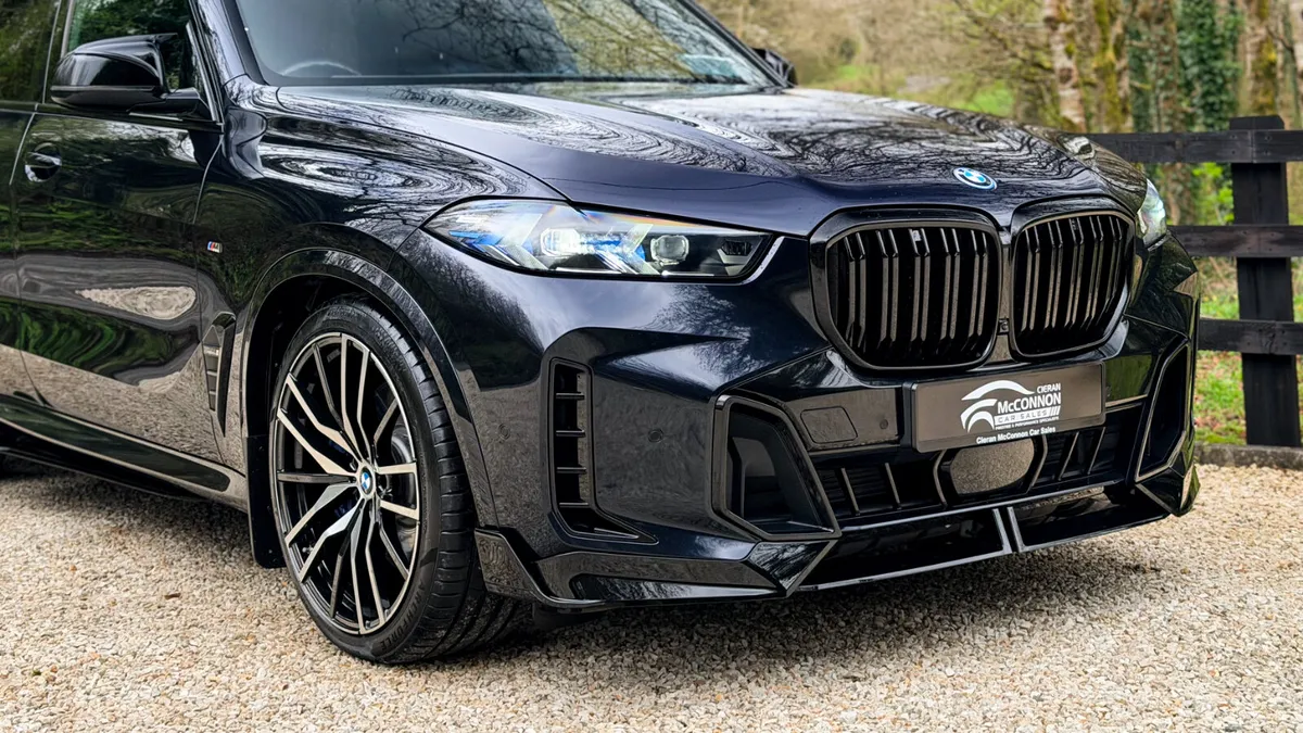 2024 (241)  BMW X5 50E MSPORT PRO EDITON 490BHP - Image 2