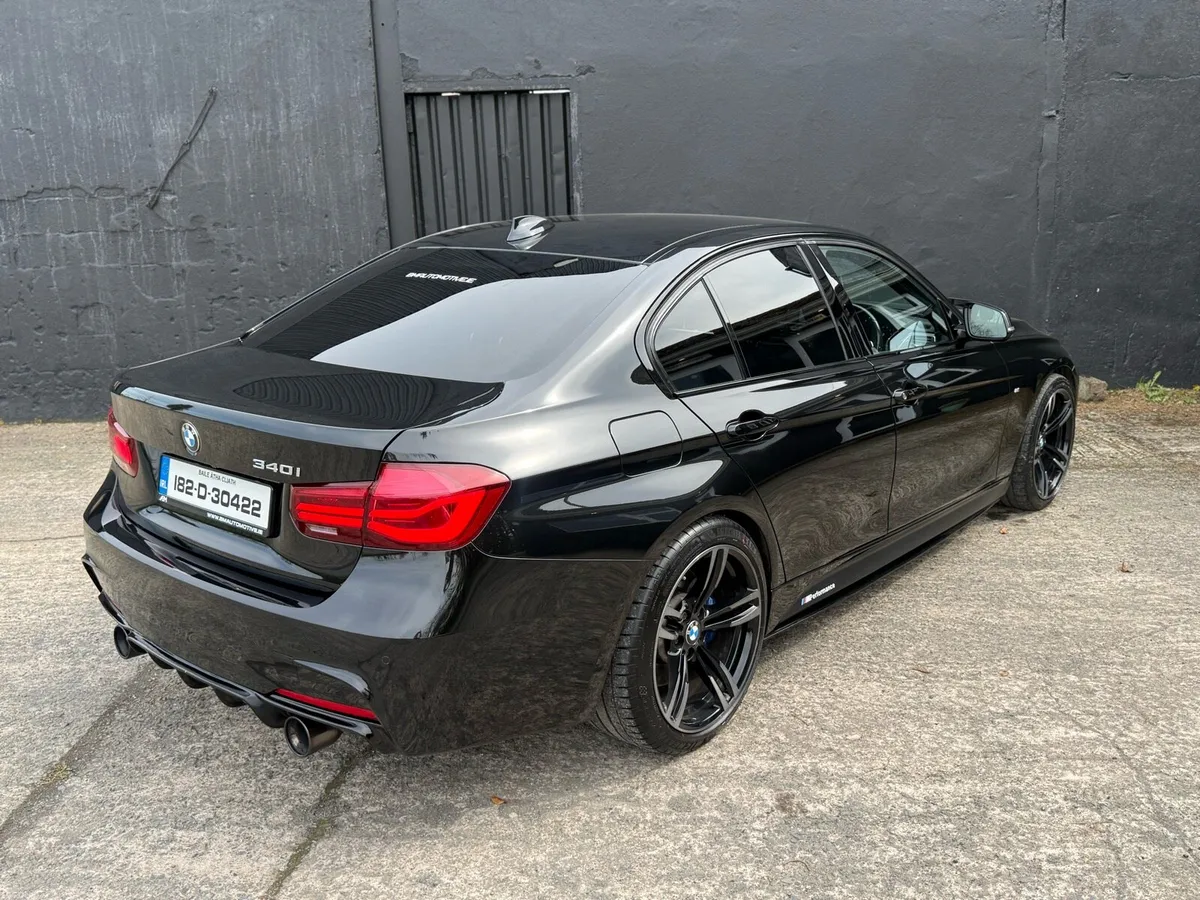 *2018 BMW 340i M-Sport Auto* - Image 4