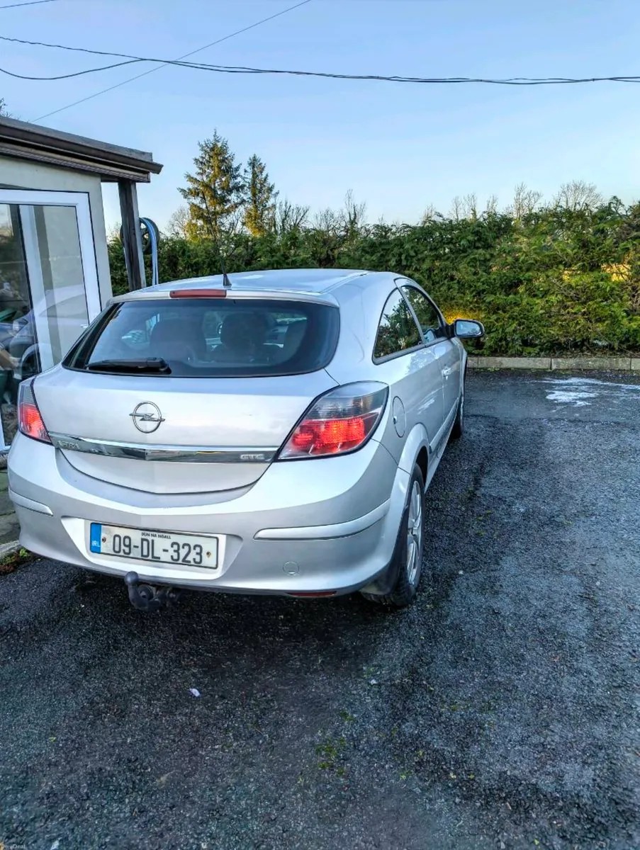 Opel Astra - Image 4
