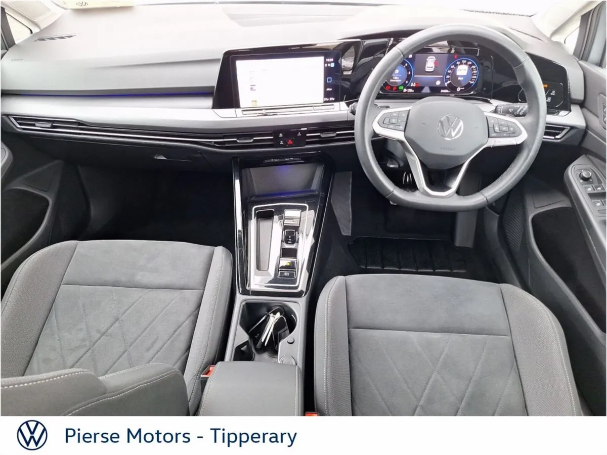 Volkswagen Golf 2.0 TDI 115HP Style DSG - Image 4