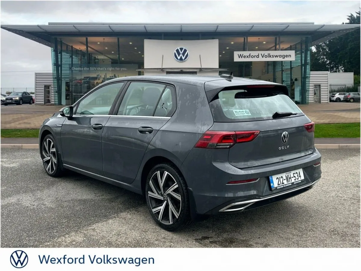 Volkswagen Golf STYLE 2.0TDI 150HP AUTO - Image 4