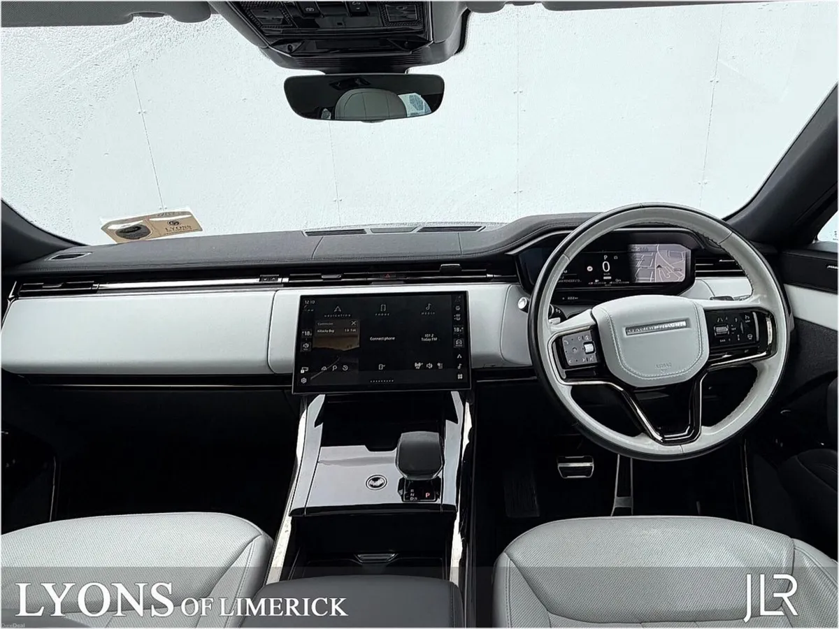Land Rover Range Rover Sport Dynamic SE 3.0PHEV ** - Image 4