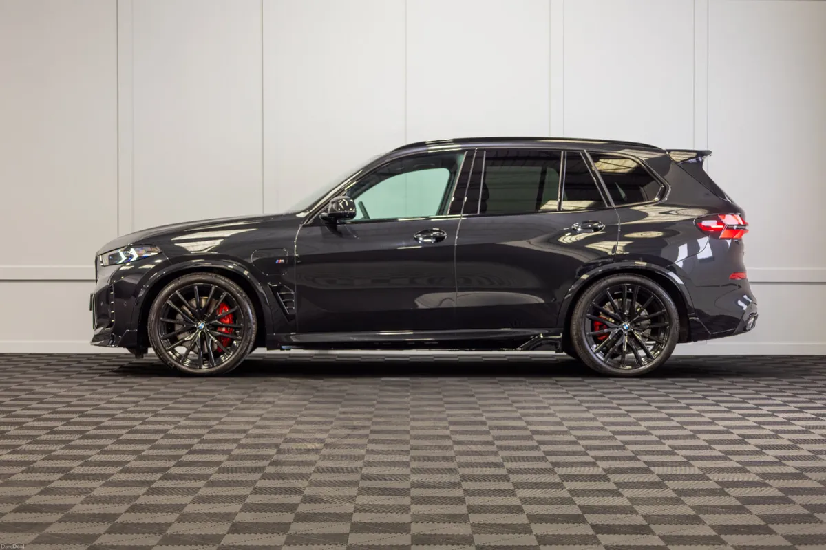 252 BMW X5 X-Drive 50e M-Sport - Image 3