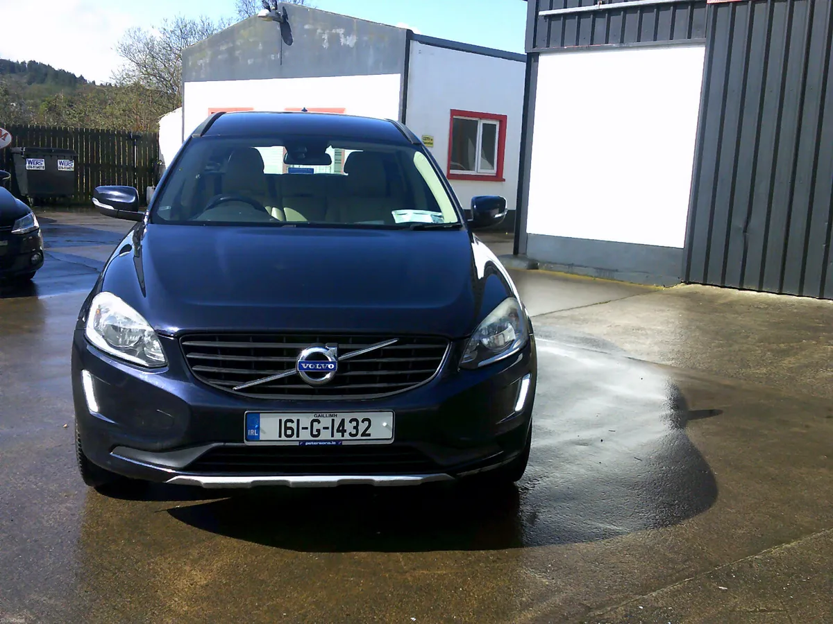 Volvo XC60 2016 - Image 2