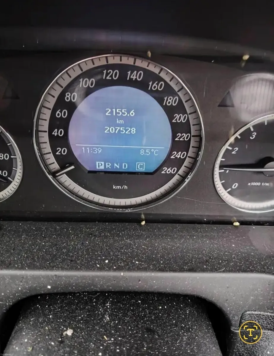 MERCEDES BENZ C SERIES 180 K ELEGANCE - Image 4