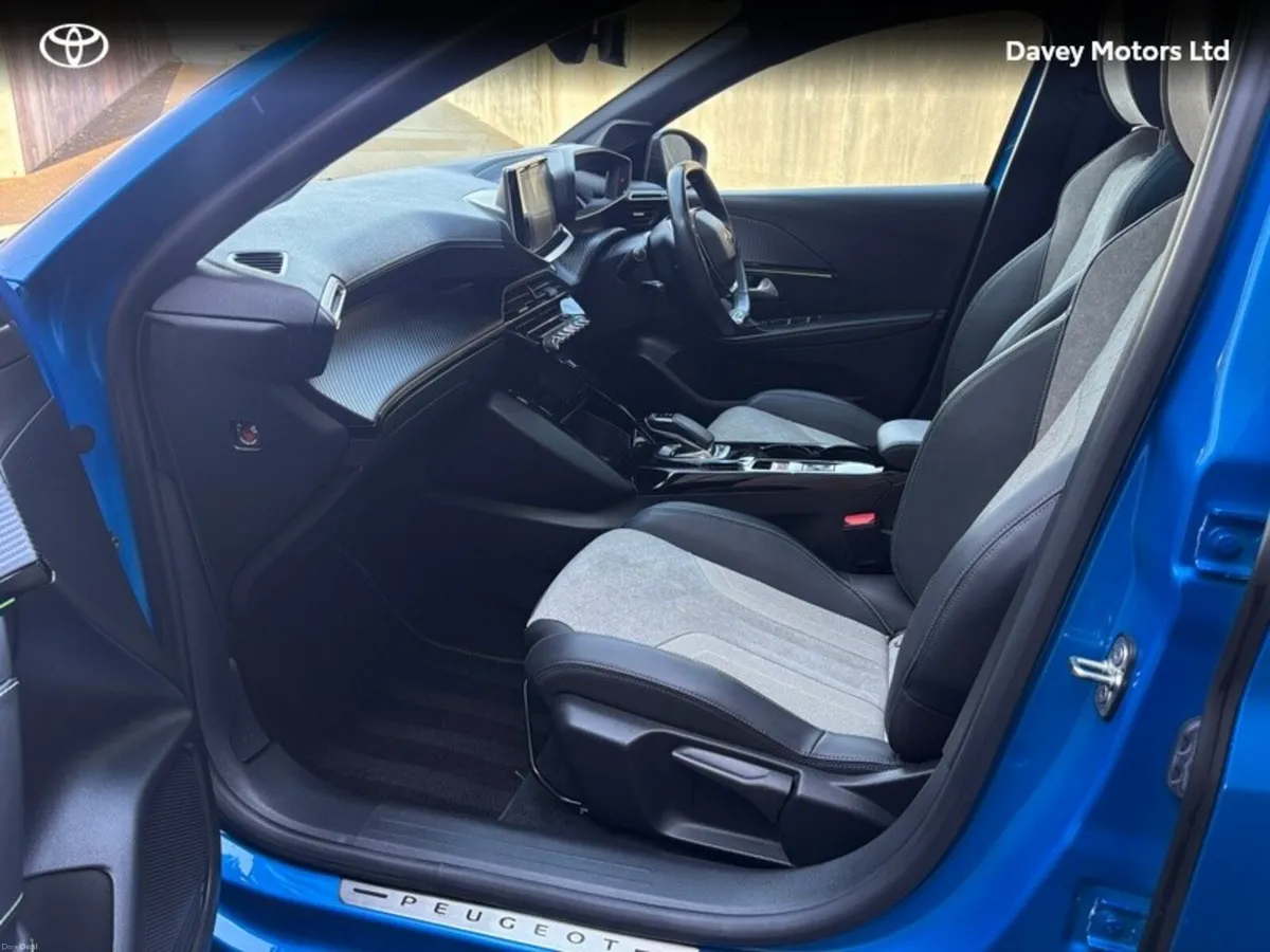 Peugeot 208 EGT 136BHP 50KWH 4DR AUTO - Image 5