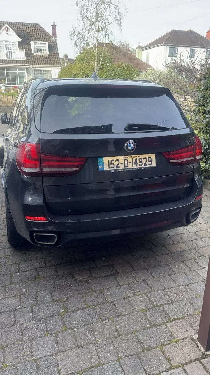 BMW X5 2015 - Image 2