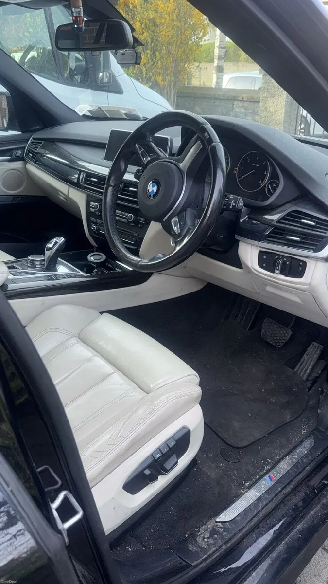 BMW X5 2015 - Image 4