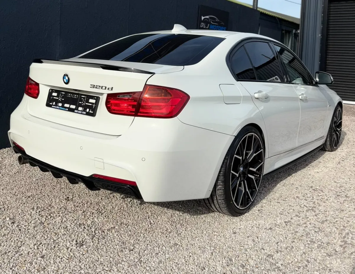 BMW 320D M Sport 2.0 Automatic Low KM - Image 4