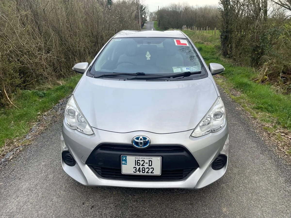 2016 Aqua 1.5 Hybrid - Image 2