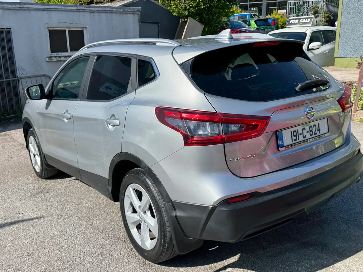 Nissan Qashqai High Spec Petrol - Image 4