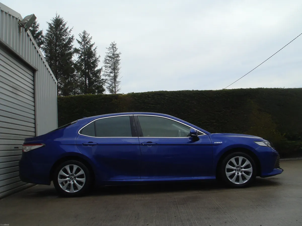 192 Camry Design 2.5 VVT-I Hybrid €180 Tax NCT6/26 - Image 2