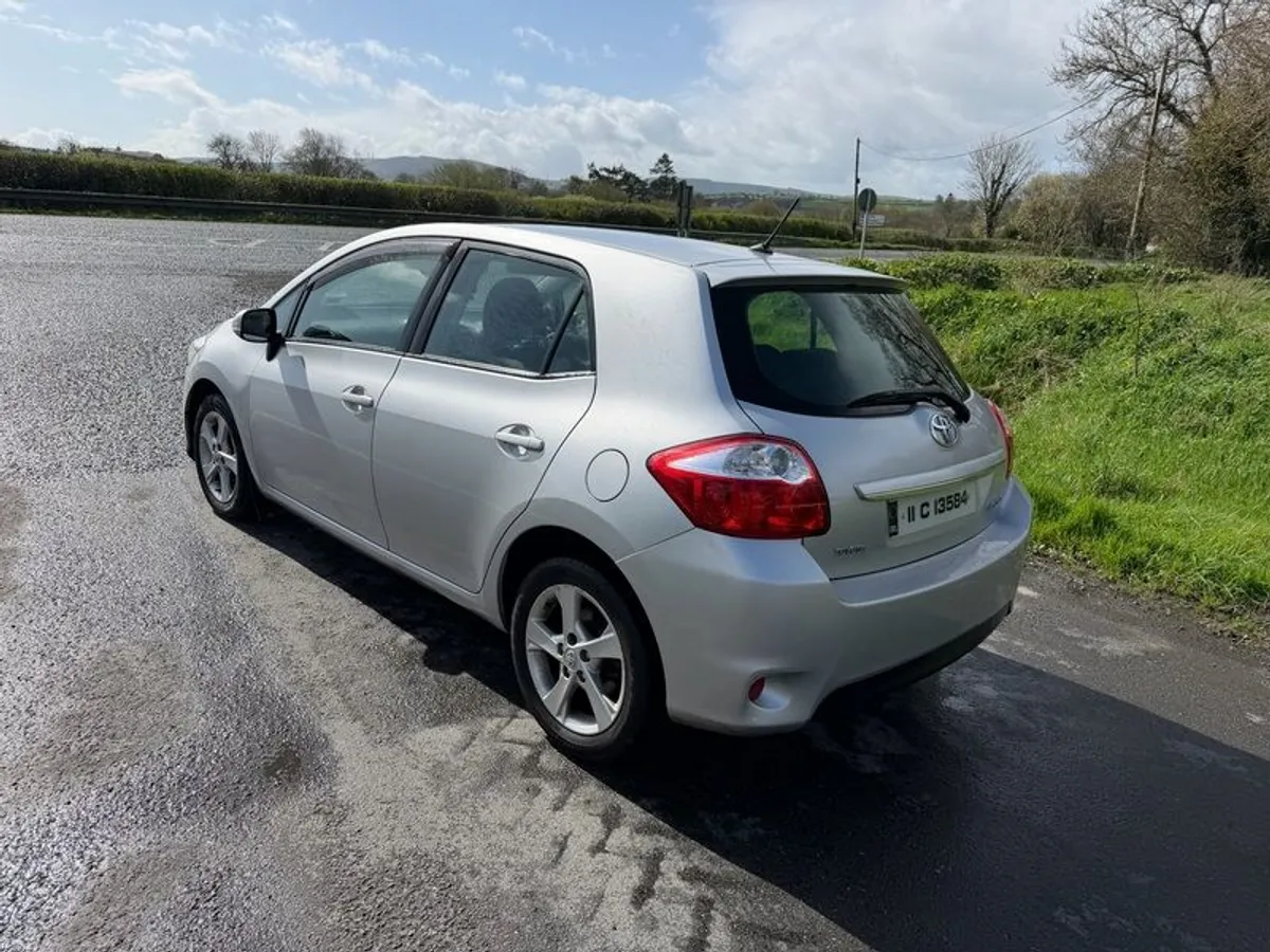 2011 Toyota Auris VVTI - Image 3