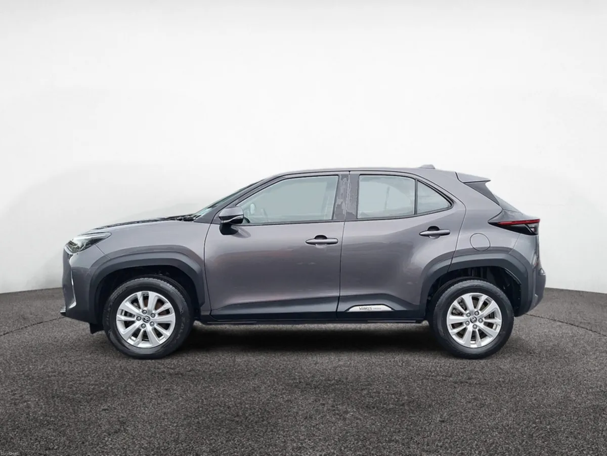 Toyota Yaris Cross LUNA 4DR AUTO - Image 3