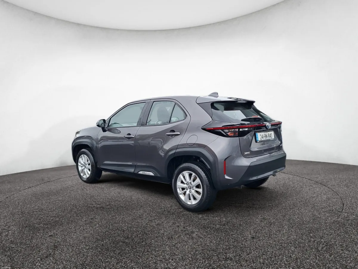 Toyota Yaris Cross LUNA 4DR AUTO - Image 4