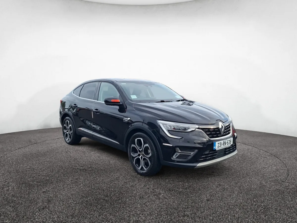Renault Arkana TECHNO TCE 140 AUTO 5DR - Image 2