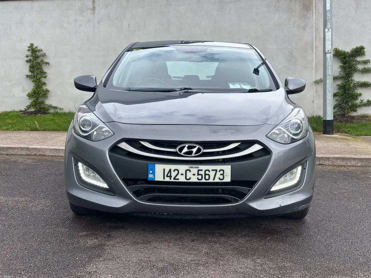HYUNDAI I30 TAX & NEW NCT 159K - Image 2