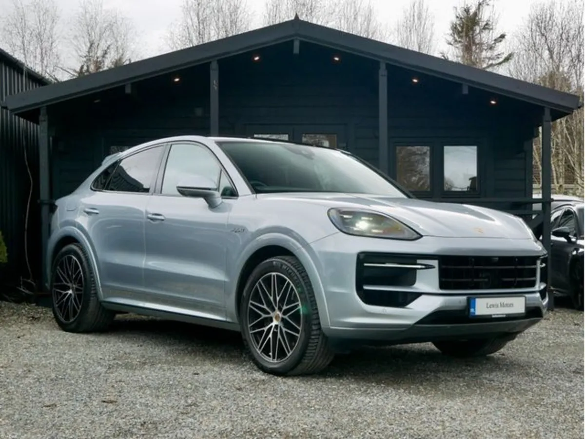 Porsche Cayenne E-Hybrid Coupe, HUGE SPEC/ IRISH C - Image 1